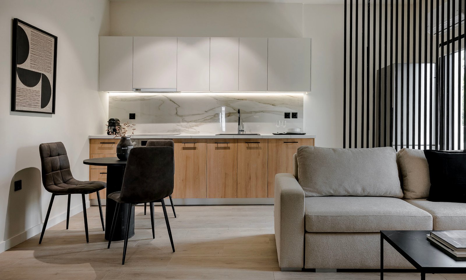 The Uptown - One Bedroom Apartment with Balcony