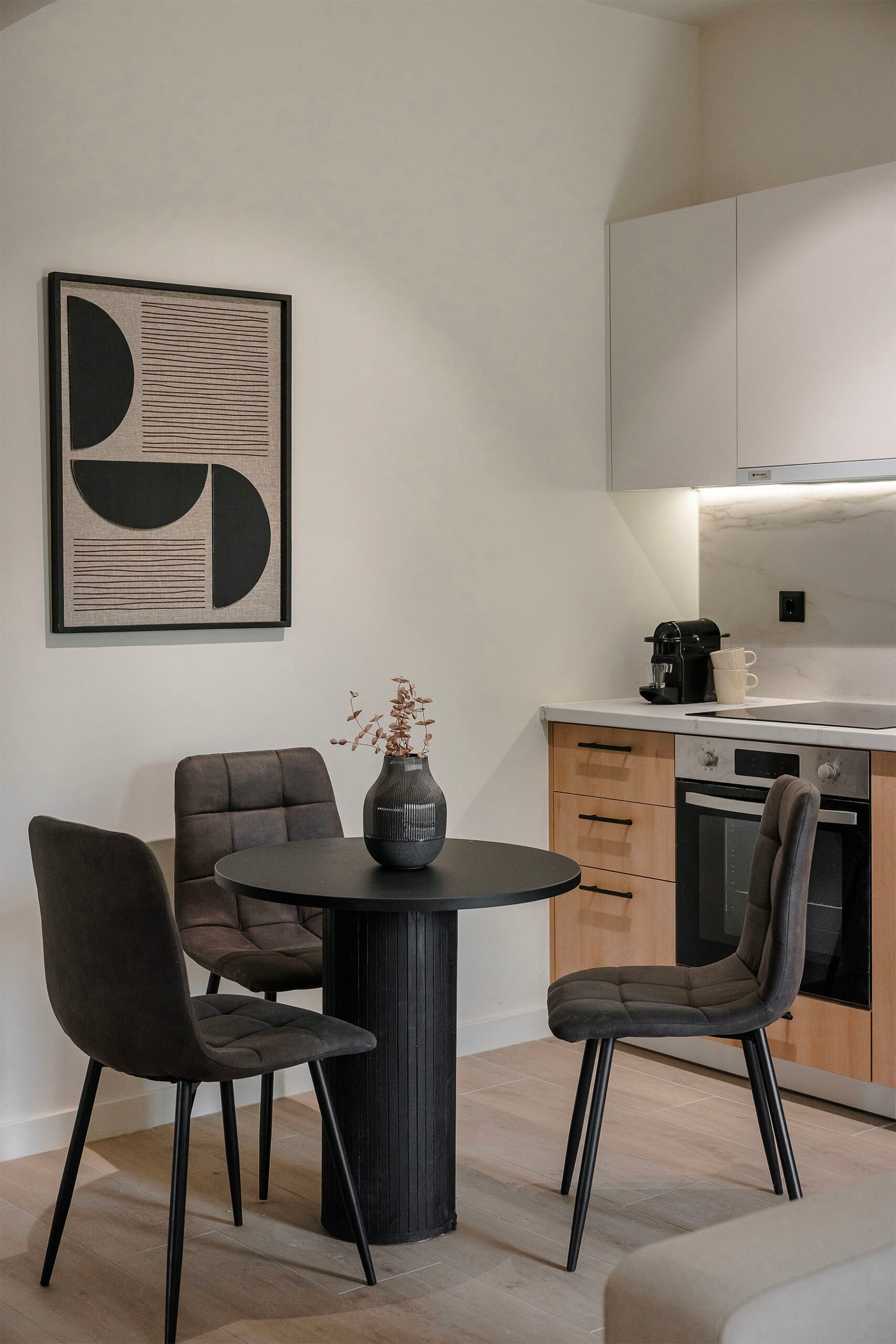 The Uptown - One Bedroom Apartment with Balcony